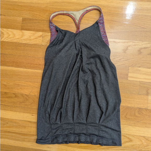 Lululemon Practice Freely Tank Top Charcoal Gray + We are From Space Size 4 - Picture 2 of 6